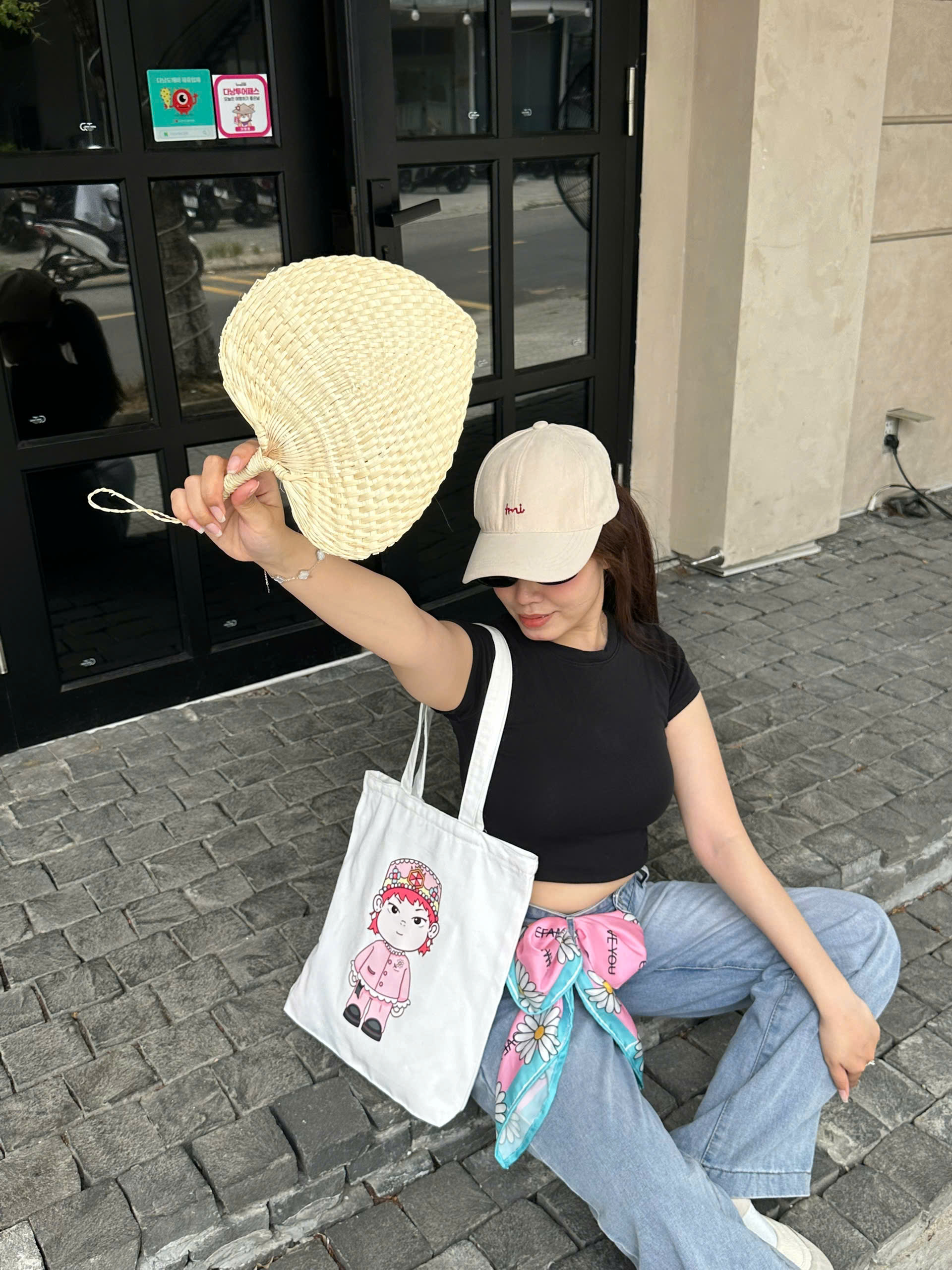 52d8adc3e80663583a17